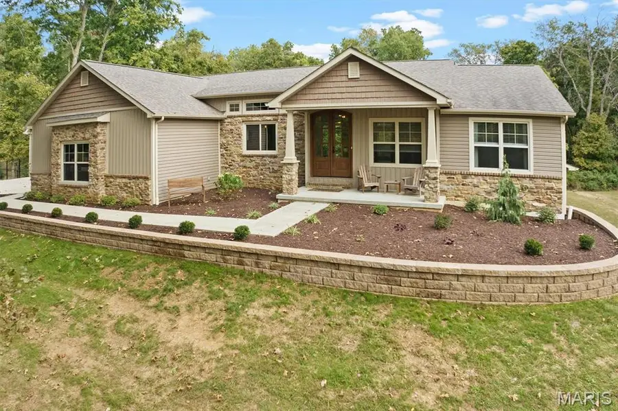 7102 Clayton Road, Waterloo, IL 62298 - Image #2