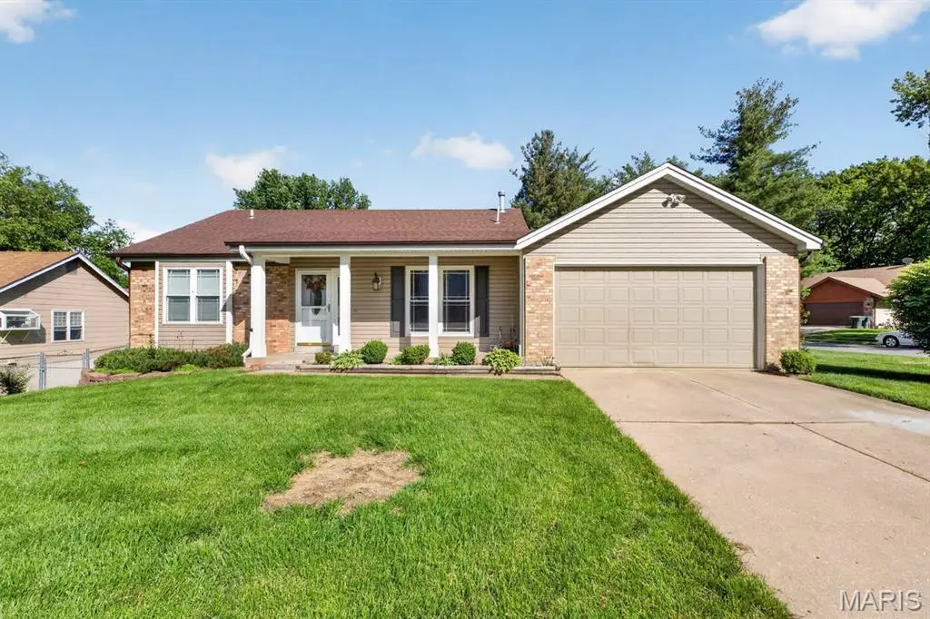 1 Shadowridge Drive, Saint Peters, MO 63376 - #1