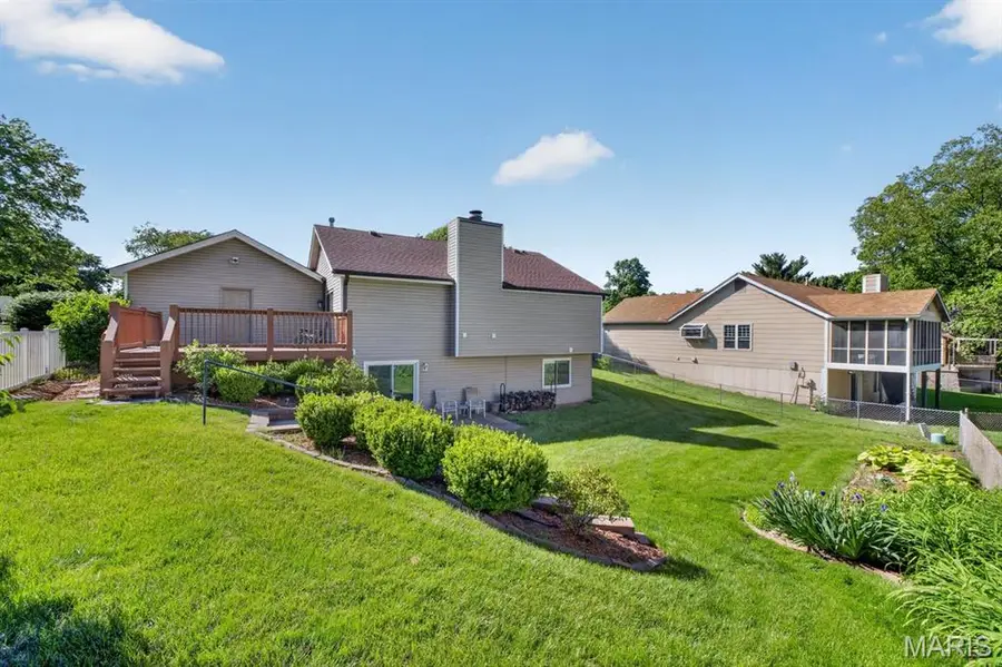 1 Shadowridge Drive, Saint Peters, MO 63376 - #2