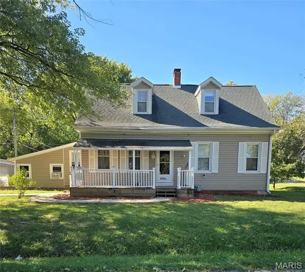 10525 Summerfield Saint Jacob Road, Trenton, IL 62293