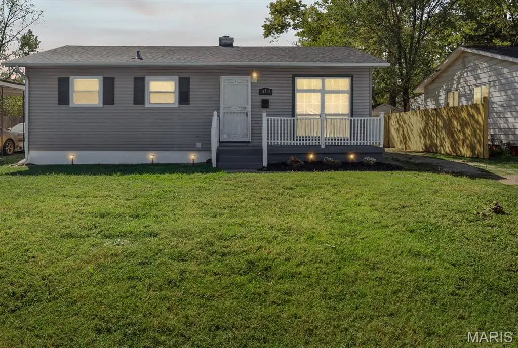 810 Saint Thomas Lane, Cahokia, IL 62206 - Image #1