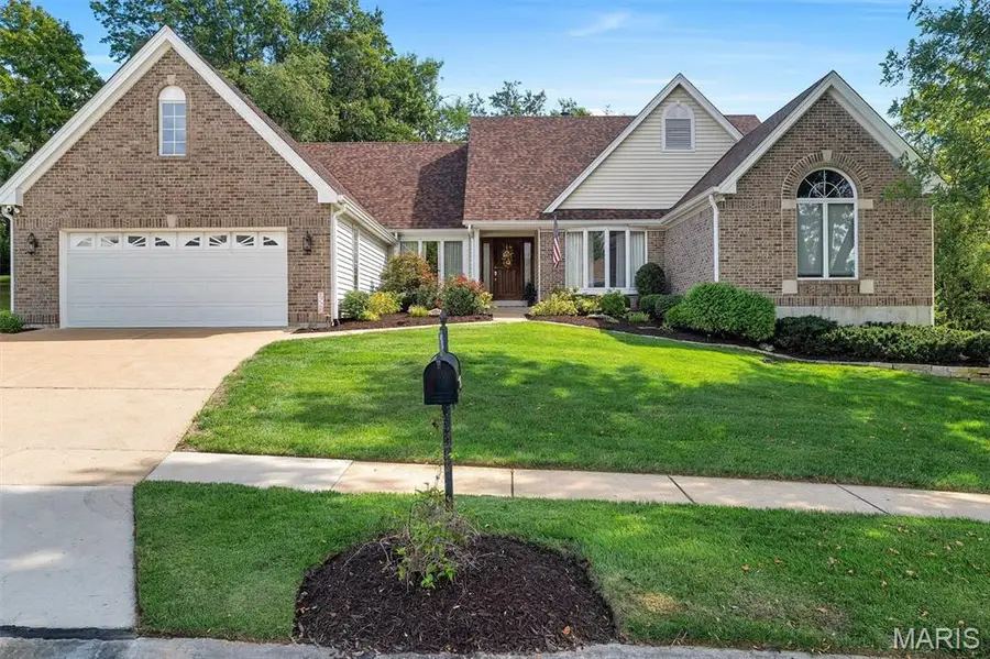 10026 Canterbury Farms Court, Saint Louis, MO 63128 - Image #3