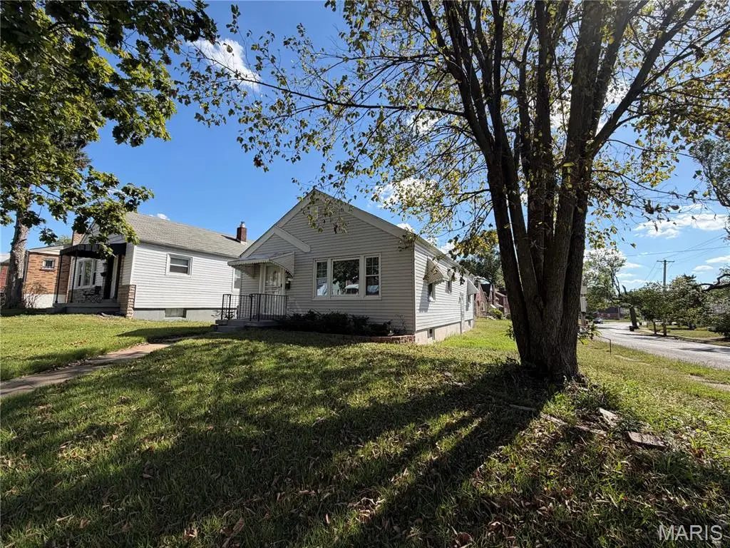 6568 Plymouth Avenue, Saint Louis, MO 63130 - Image #1