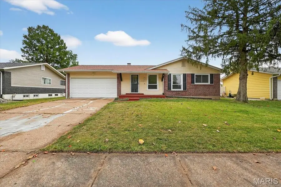 2036 Retford Drive, Florissant, MO 63033 - Image #2