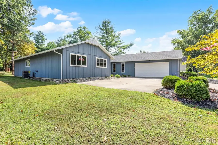 31 Santa Anita Drive, Maryville, IL 62062 - Image #2