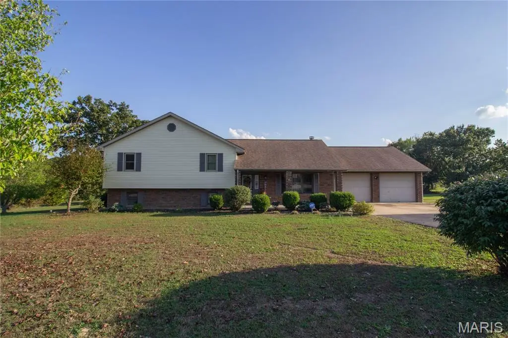 22130 Rhyme Lane, Waynesville, MO 65583 - Image #1