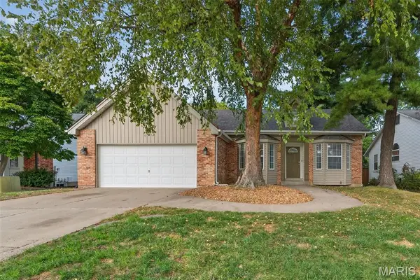 303 Laurel Lea Drive, St Peters, MO 63376