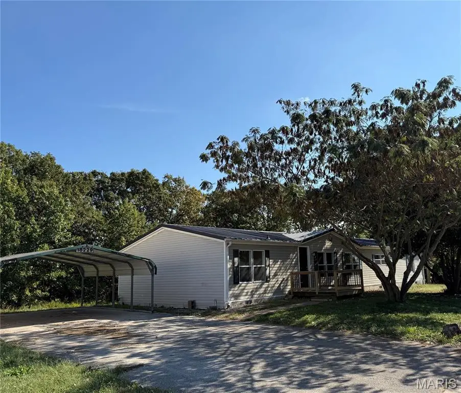 18229 Loyalty Lane, Saint Robert, MO 65584 - Image #1
