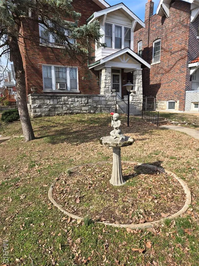 5425 5425A Christy Boulevard St. Louis Mo. 63116 Boulevard, Saint Louis, MO 63116 - #2