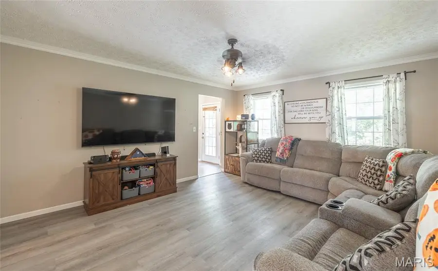 128 Dogwood Circle, Saint Robert, MO 65584 - Image #3