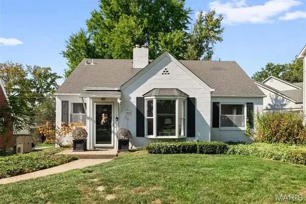 1923 Parkridge Avenue, Brentwood, MO 63144