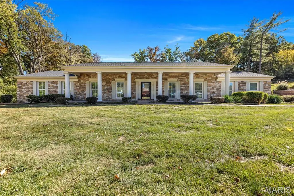 12311 Gaillard Drive, Saint Louis, MO 63141 - Image #1