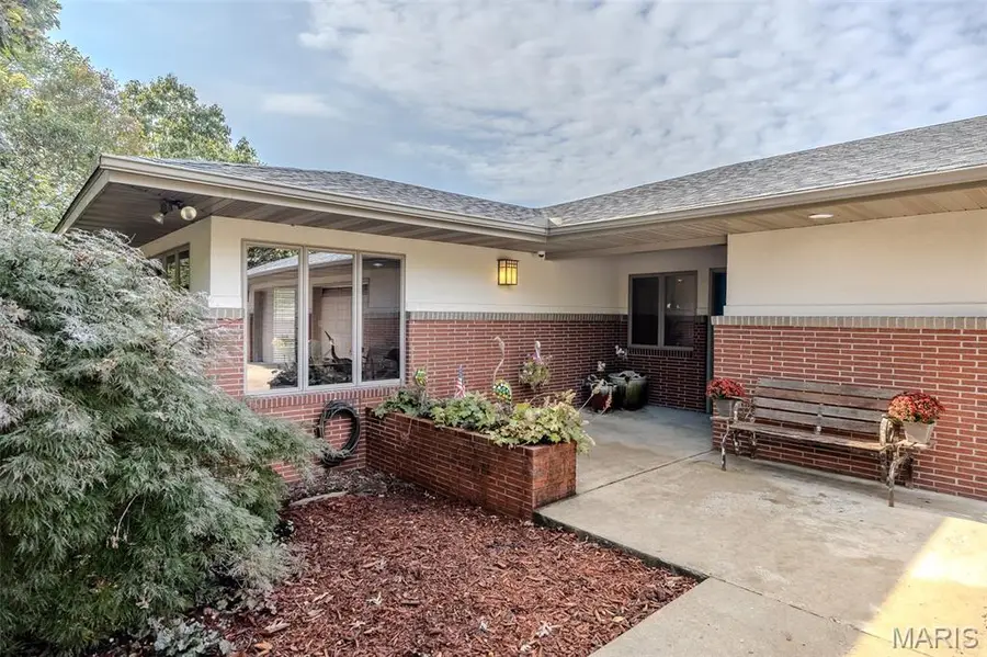 23643 Red Hawk Drive, Lebanon, MO 65536 - Image #3