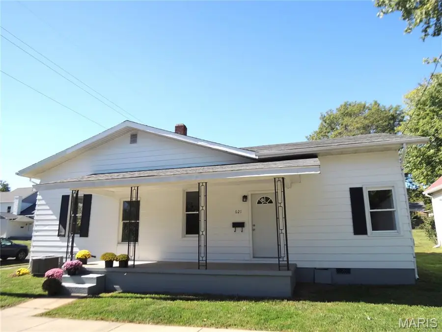 621 S 5th Street, Greenville, IL 62246 - Image #2