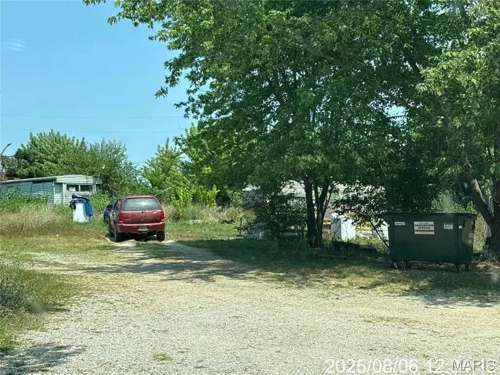 17811 Highway 32, Licking, MO 65542 - Image #1