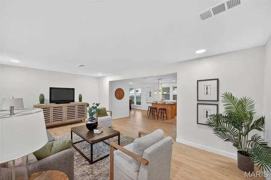 11922 Big Bend Road, Kirkwood, MO 63122 - Image #2