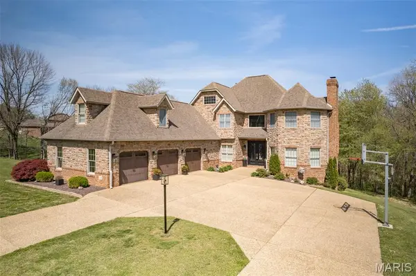 312 Oak Forest Drive, Jackson, MO 63755