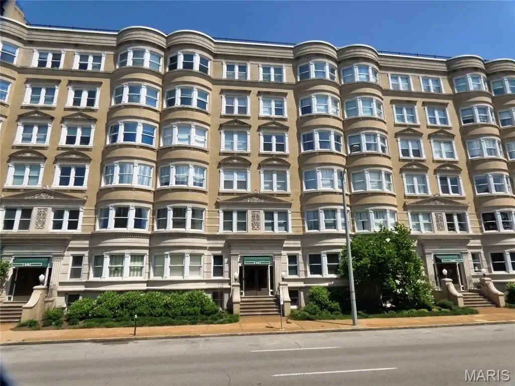 10 N Kingshighway Boulevard #3CS, Saint Louis, MO 63108 - Image #1