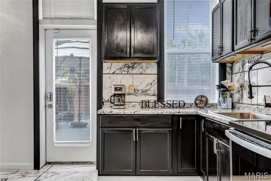 2845 Chippewa Street, Saint Louis, MO 63118 - Image #2