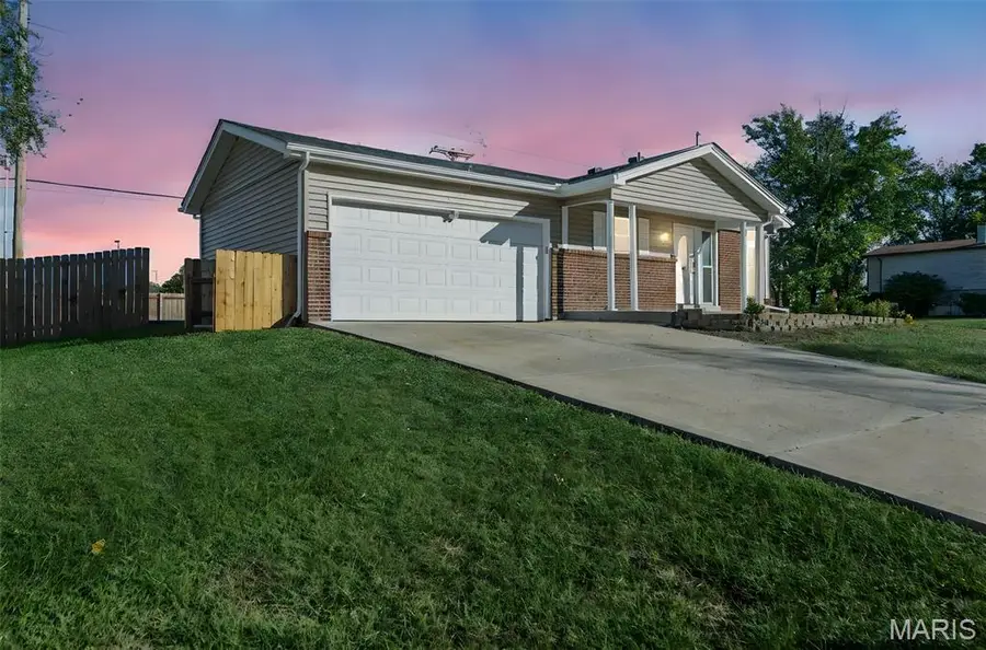 1814 Springhill Drive, Ofallon, MO 63366 - Image #2