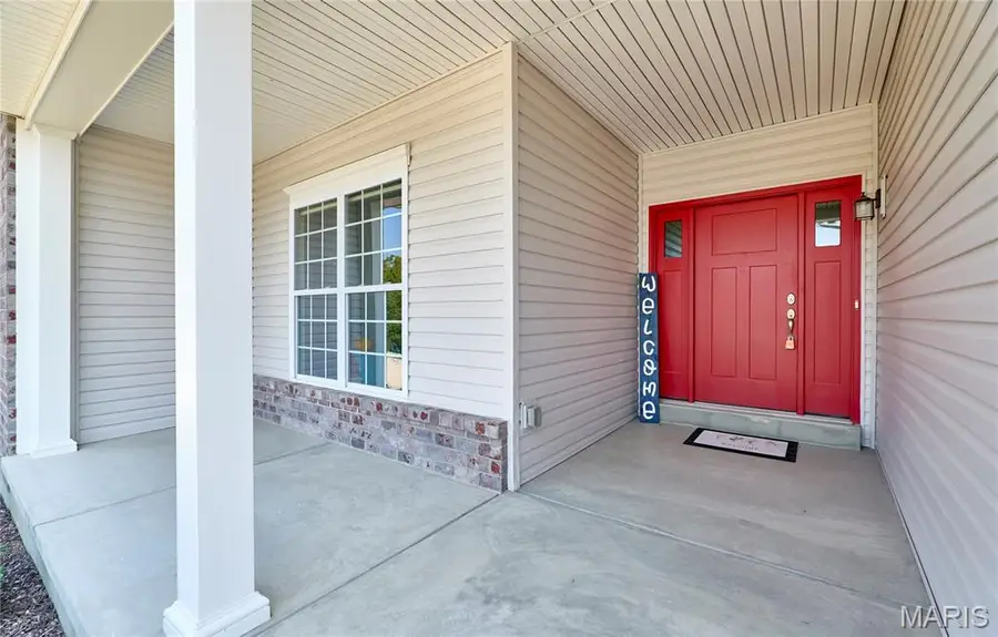 528 Leaning Woods Street, Saint Charles, MO 63301 - Image #2