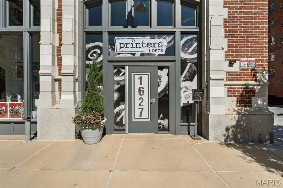 1627 Locust Street #402, Saint Louis, MO 63103 - Image #3