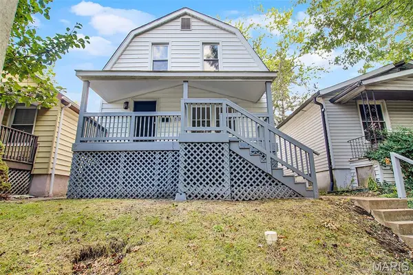 5136 Dresden Avenue, St Louis, MO 63116