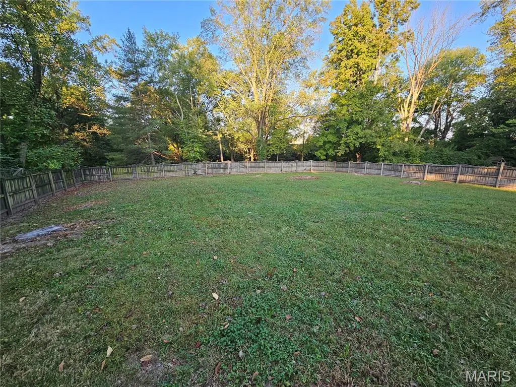 15 Dogwood Ln, Glen Carbon, IL 62034 - Image #1