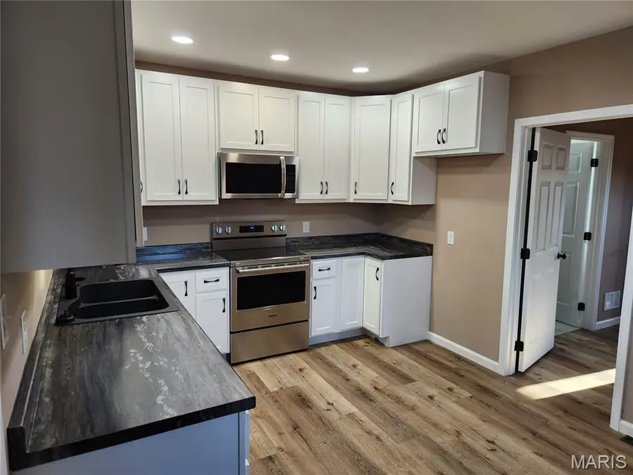 3169 Pennsylvania Avenue, Saint Louis, MO 63118 - Image #2