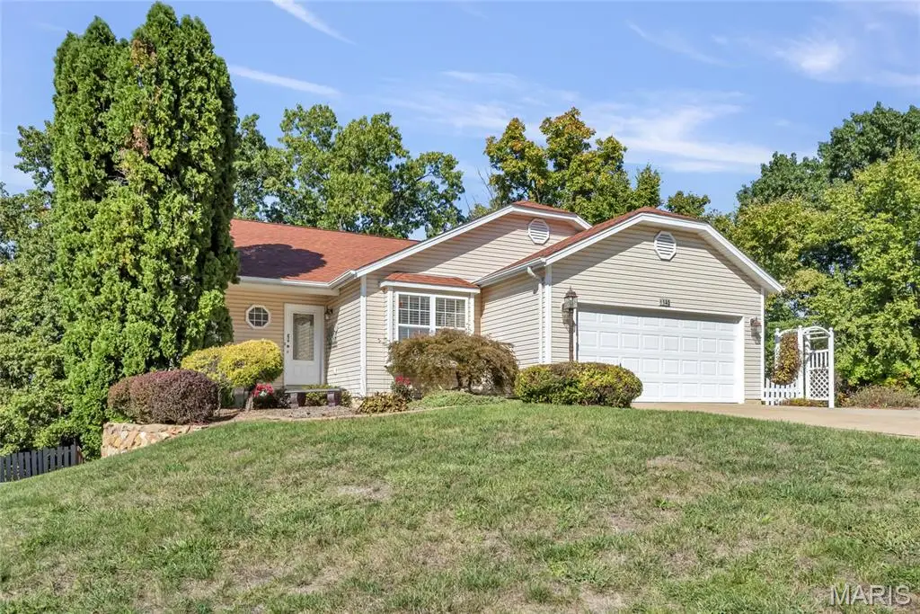 140 Fenton Crossing, Fenton, MO 63026 - #1