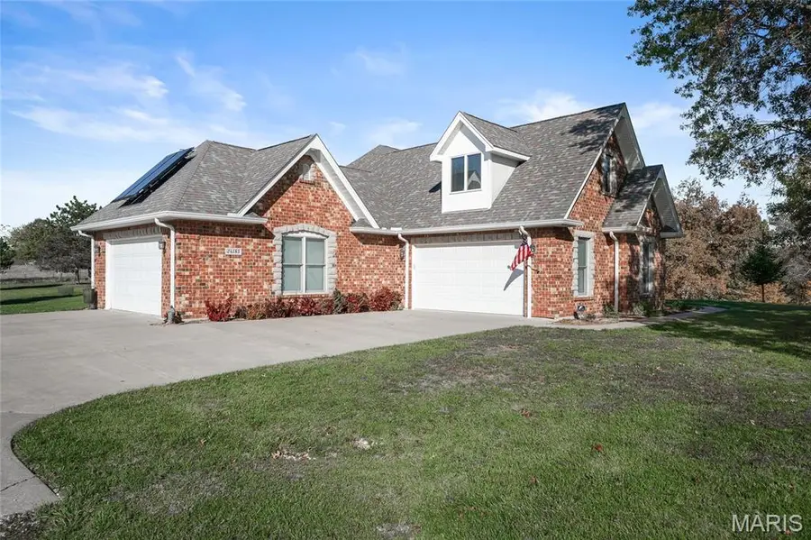 24185 Schuetzenground Road, Warrenton, MO 63383 - Image #2