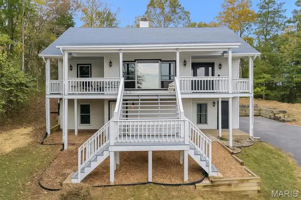 9428 E Vista Drive, Hillsboro, MO 63050