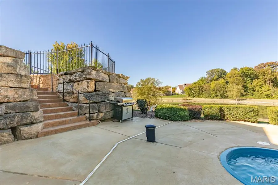 6 Hansen Manor, Saint Charles, MO 63303 - #3