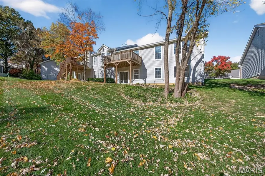 2412 S Lakeridge Court #6, Lake Saint Louis, MO 63367 - Image #2