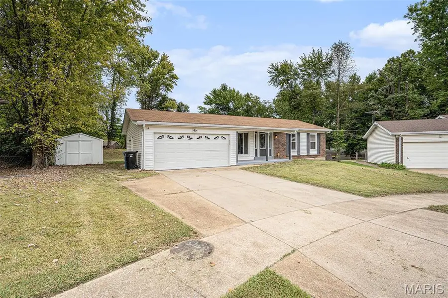11774 El Somo Court, Florissant, MO 63033 - Image #2