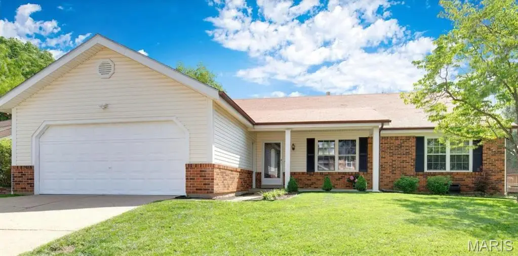 818 Clintwoode Court, Ballwin, MO 63021 - #1