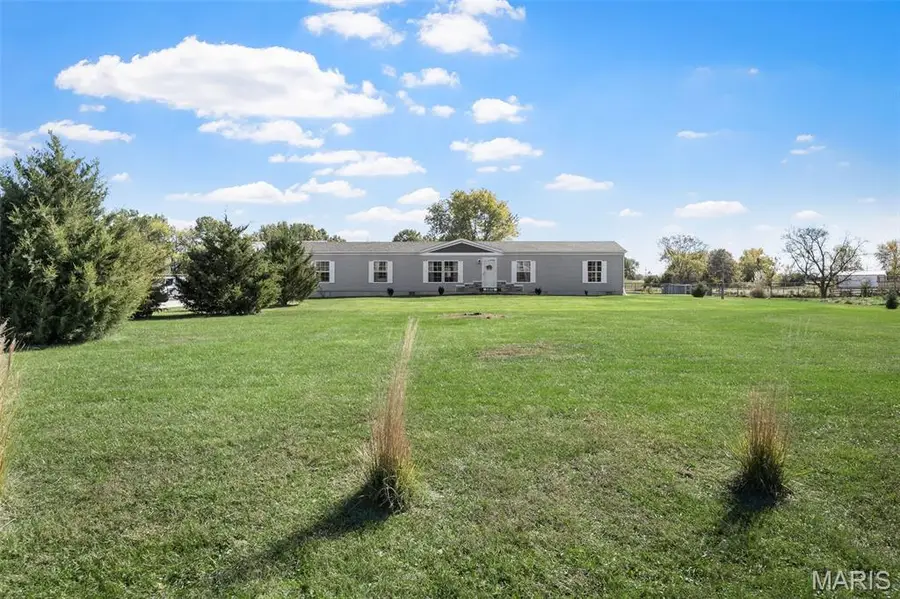 12340 Valley Lake Court, Wright City, MO 63390 - Image #2