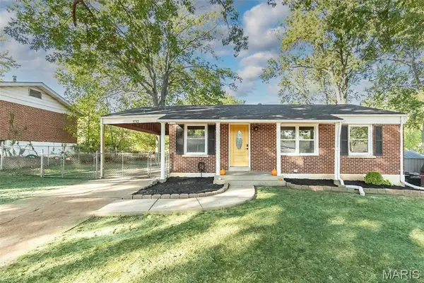 1743 Atmore Drive, St Louis, MO 63136