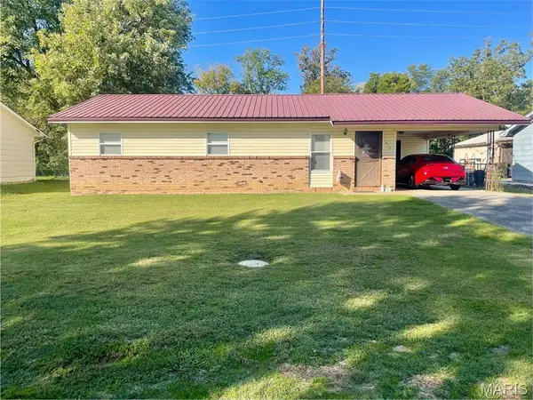 912 Daisy Drive, Dexter, MO 63841