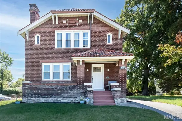 8026 Natural Bridge Road, St Louis, MO 63121