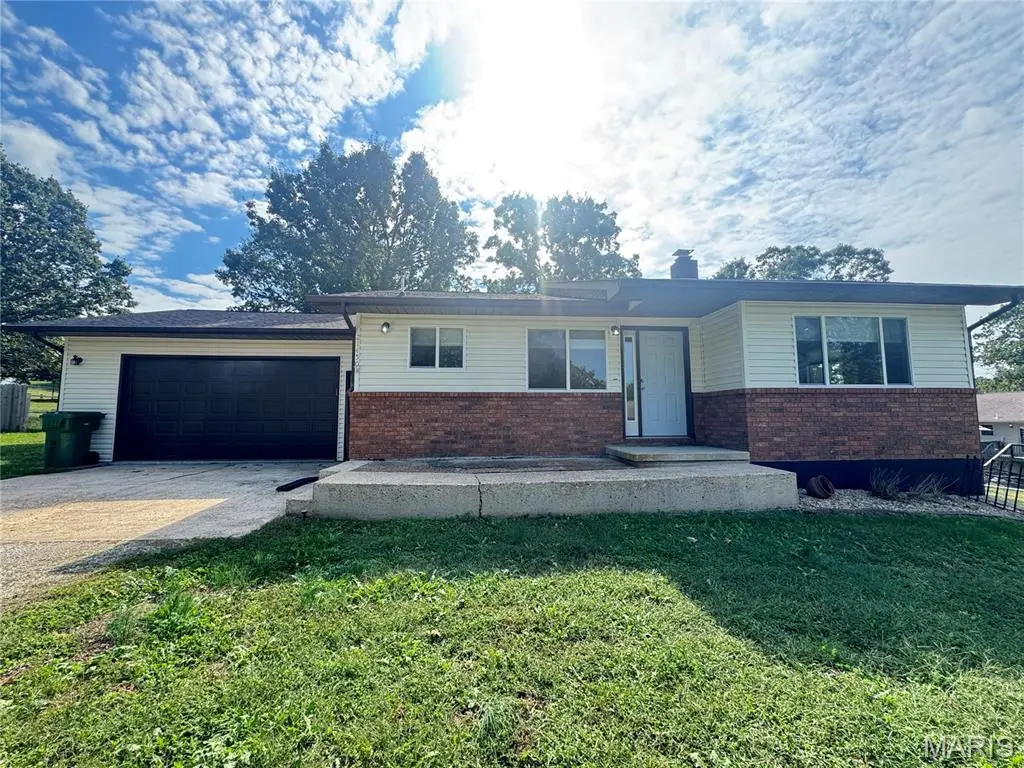 21450 Sail Road, Waynesville, MO 65583 - #1