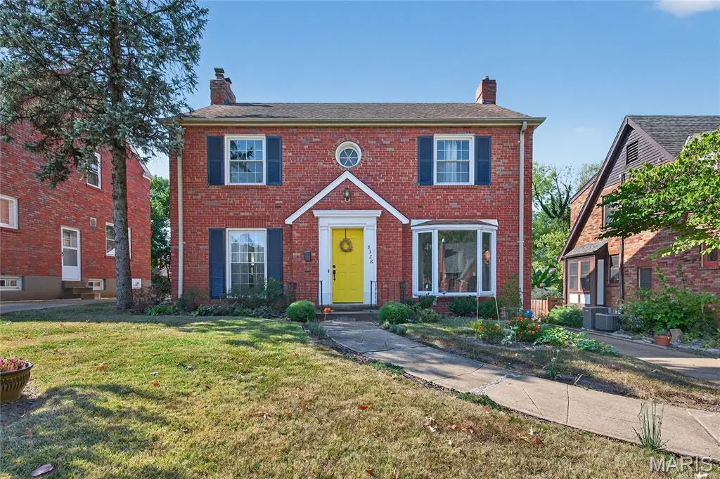 8328 Ardsley Drive, Bel Nor, MO 63121 - Image #1