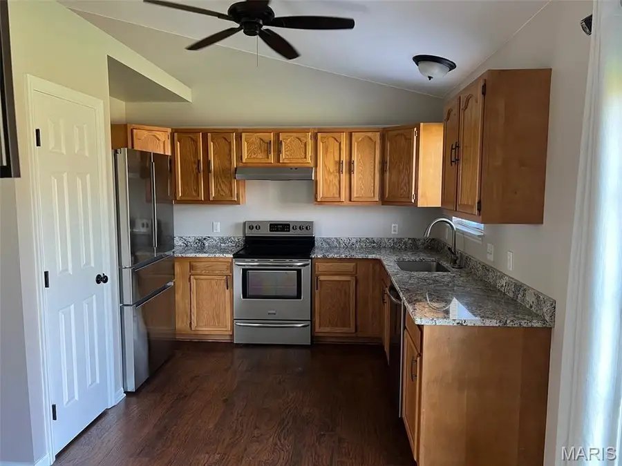 1467 Cochise Drive, Ofallon, MO 63366 - Image #3