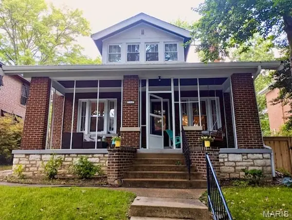 7047 Waterman Avenue, St Louis, MO 63130
