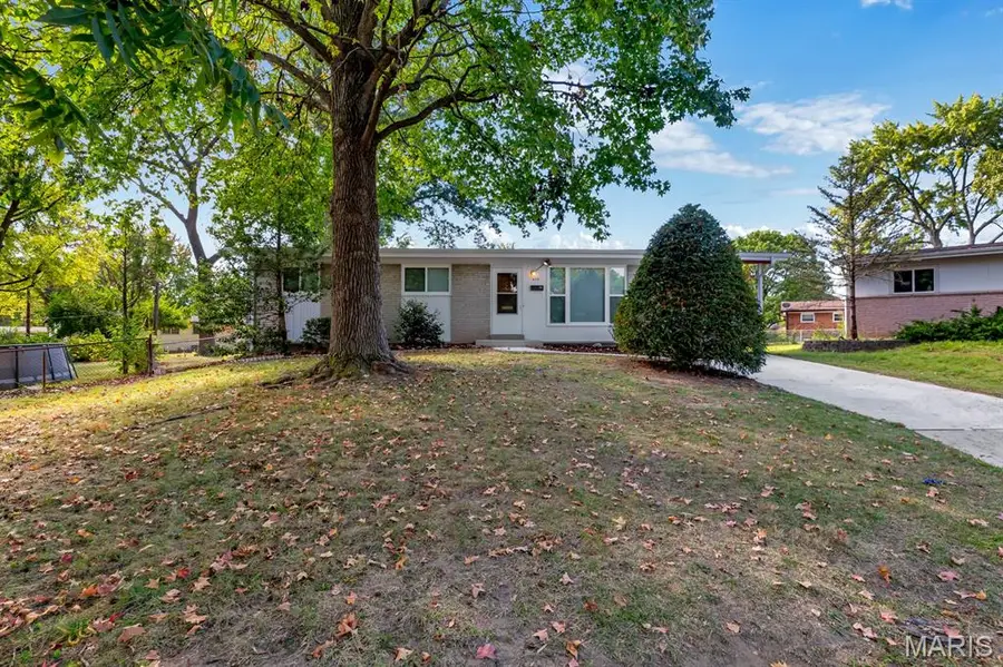 420 Humes Lane, Florissant, MO 63031 - Image #2