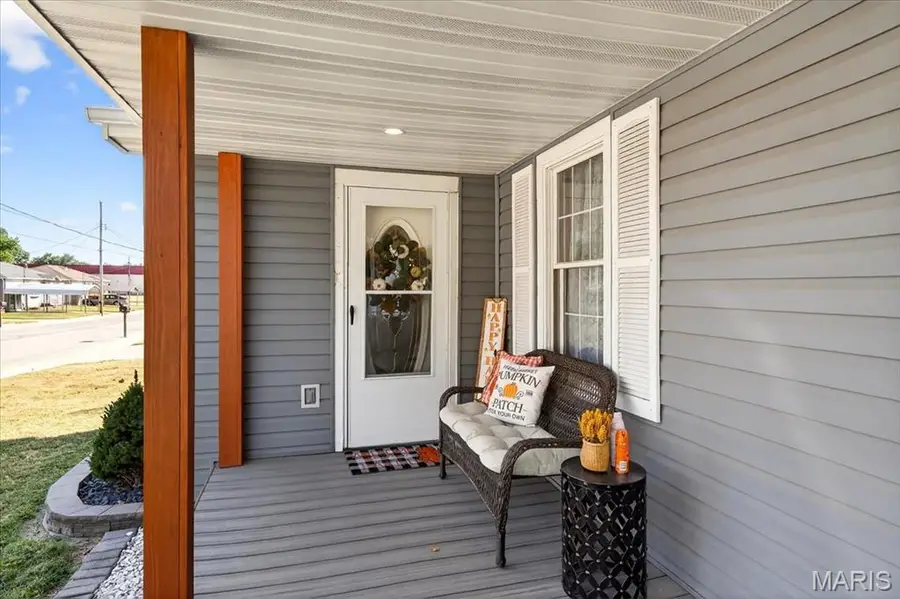 419 N Donk Avenue, Maryville, IL 62062 - Image #2