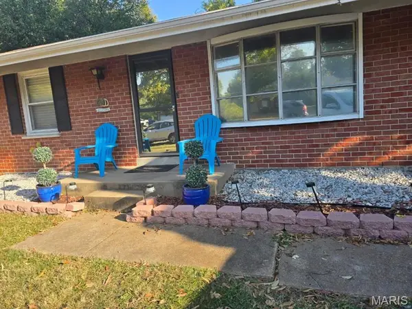 7240 Howdershell Road, Hazelwood, MO 63042