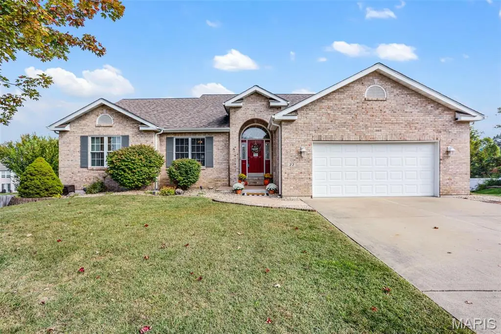 22 Oak Valley Drive, Maryville, IL 62062 - Image #1