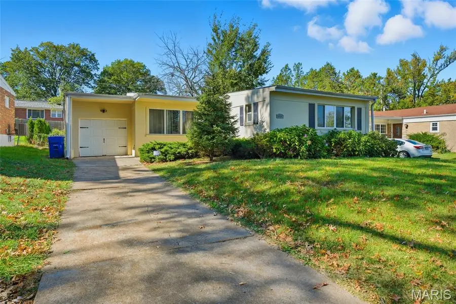 955 Mulberry Lane, Saint Louis, MO 63130 - Image #2