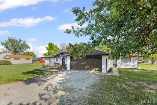 35 Zbinden Lane, Highland, IL 62249 - Image #2